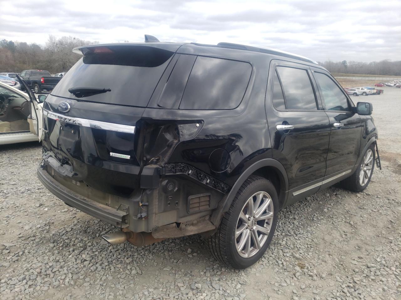 Photo 4 from auction – 2016 FORD EXPLORER L with VIN 1FM5K7FH8GGA56822