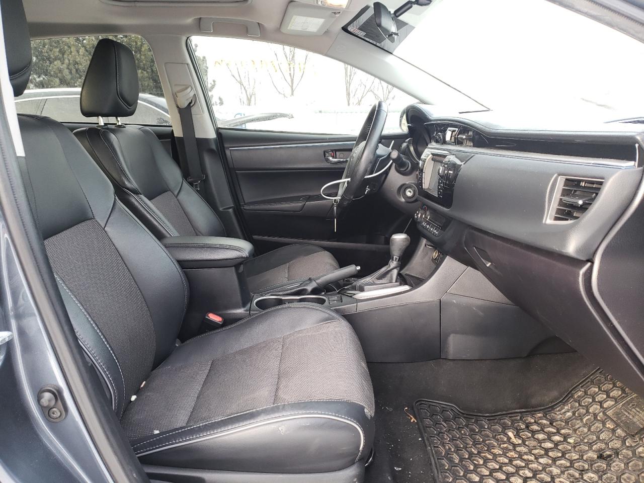 Photo 5 from auction – 2016 TOYOTA COROLLA L with VIN 2T1BURHE6GC709369