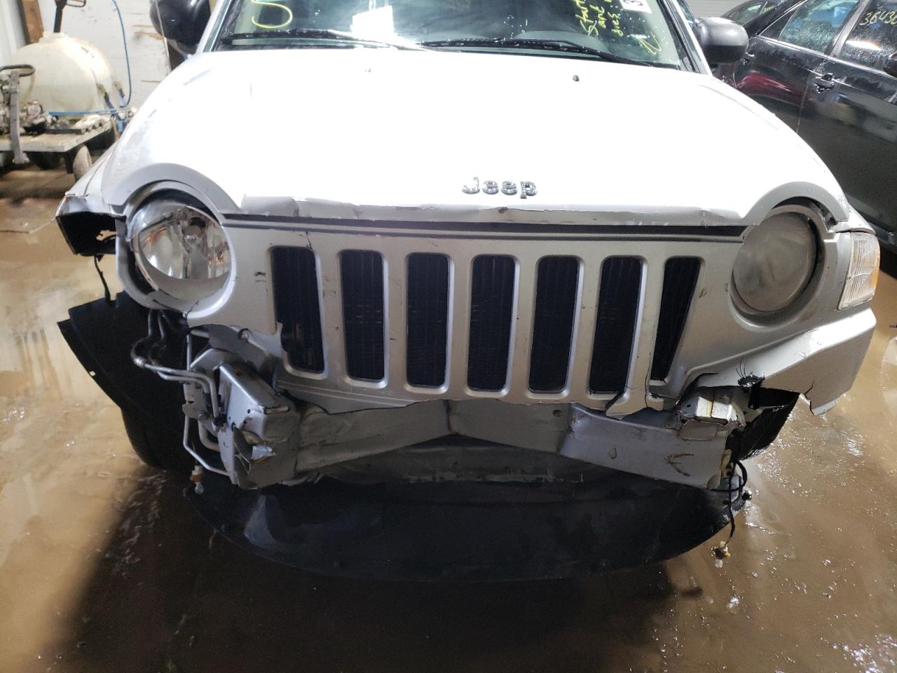 Photo 9 from auction – 2010 JEEP COMPASS SP with VIN 1J4NT4FB8AD591745