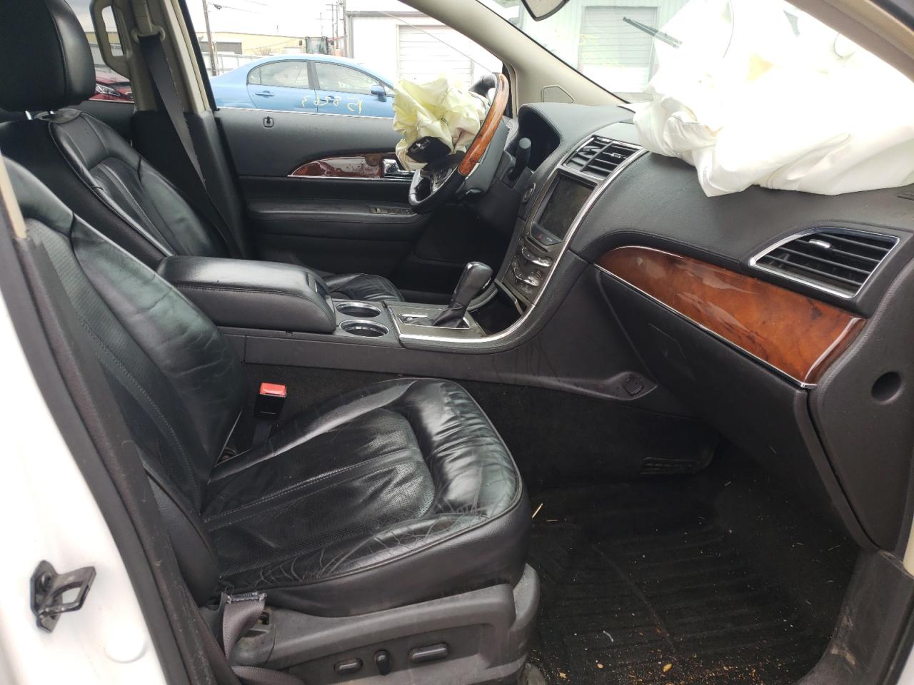 Photo 5 from auction – 2013 LINCOLN MKX with VIN 2LMDJ8JK2DBL47783