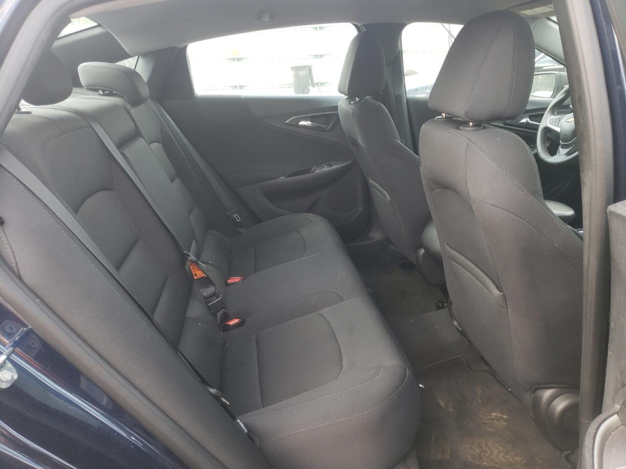 Photo 6 from auction – 2016 CHEVROLET MALIBU LS with VIN 1G1ZB5ST1GF345964