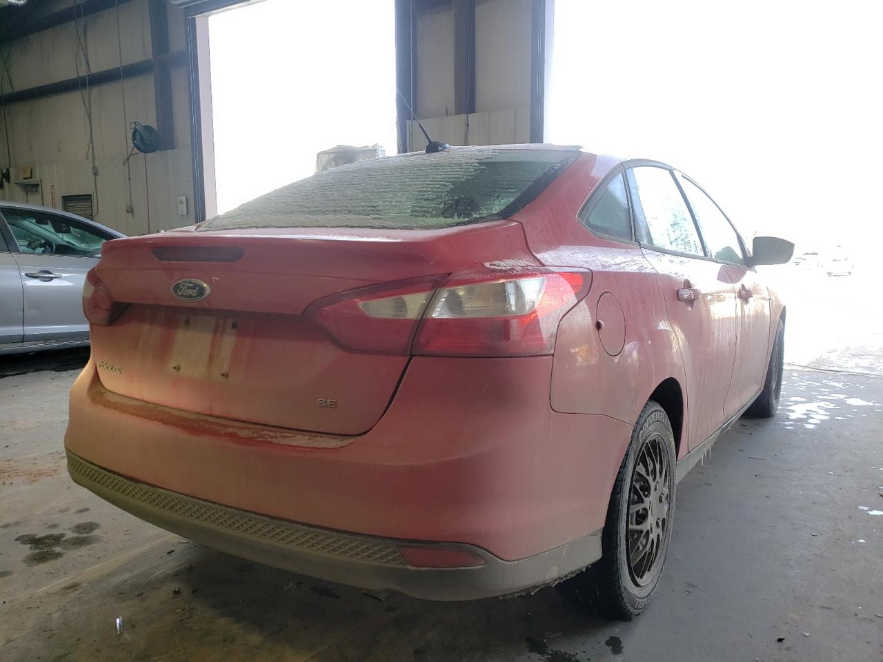 Photo 4 from auction – 2012 FORD FOCUS SE with VIN 1FAHP3F21CL130385