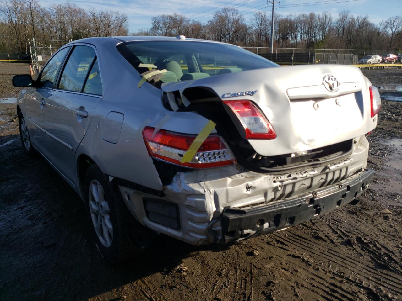 Photo 3 from auction – 2011 TOYOTA CAMRY BASE with VIN 4T1BF3EK8BU667392