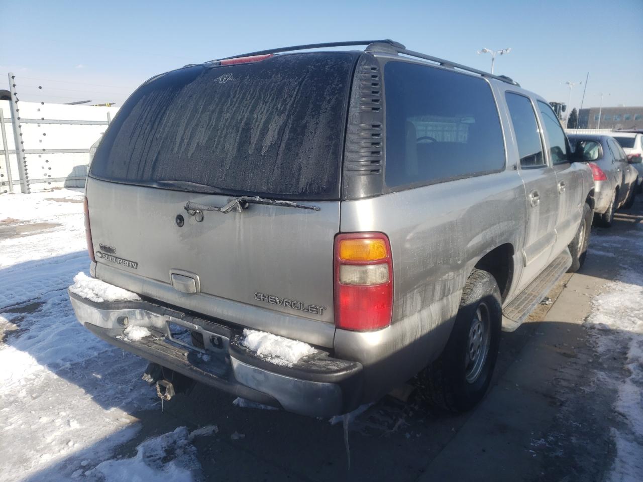 Photo 4 from auction – 2000 CHEVROLET SUBURBAN K with VIN 3GNFK16T4YG182800