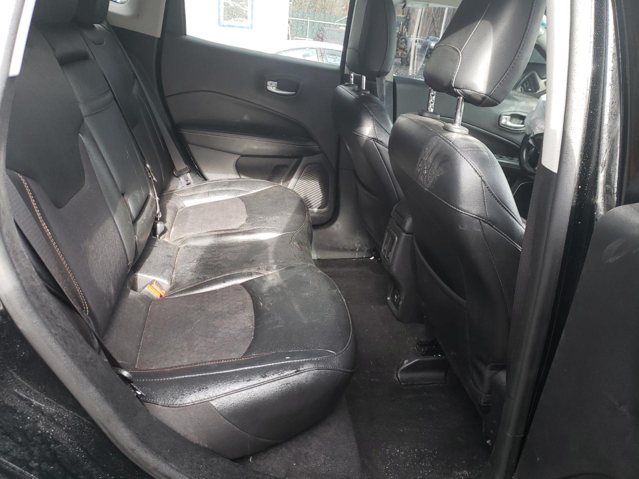 Photo 6 from auction – 2020 JEEP COMPASS LA with VIN 3C4NJDBB5LT112499