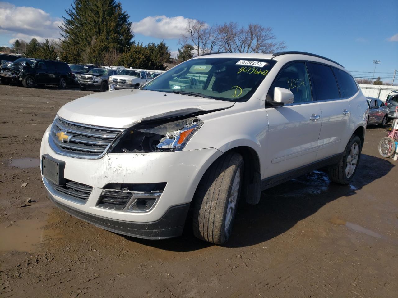 Photo 2 from auction – 2016 CHEVROLET TRAVERSE L with VIN 1GNKRGKD2GJ139789