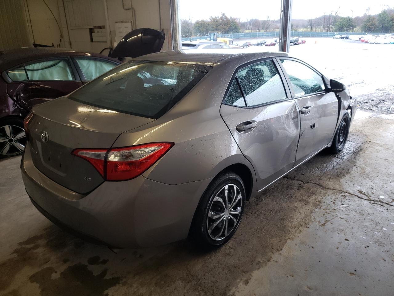 Photo 4 from auction – 2015 TOYOTA COROLLA L with VIN 2T1BURHE5FC385040