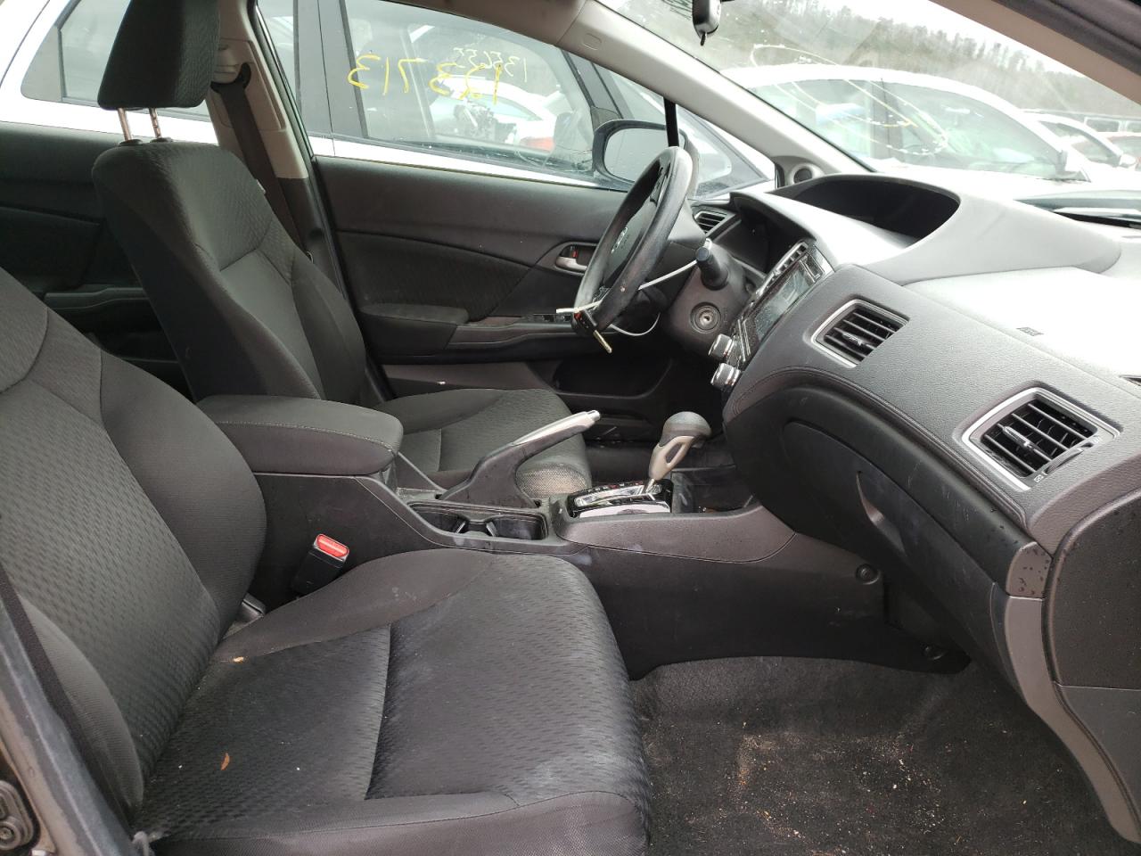 Photo 5 from auction – 2015 HONDA CIVIC SE with VIN 2HGFB2F77FH546109