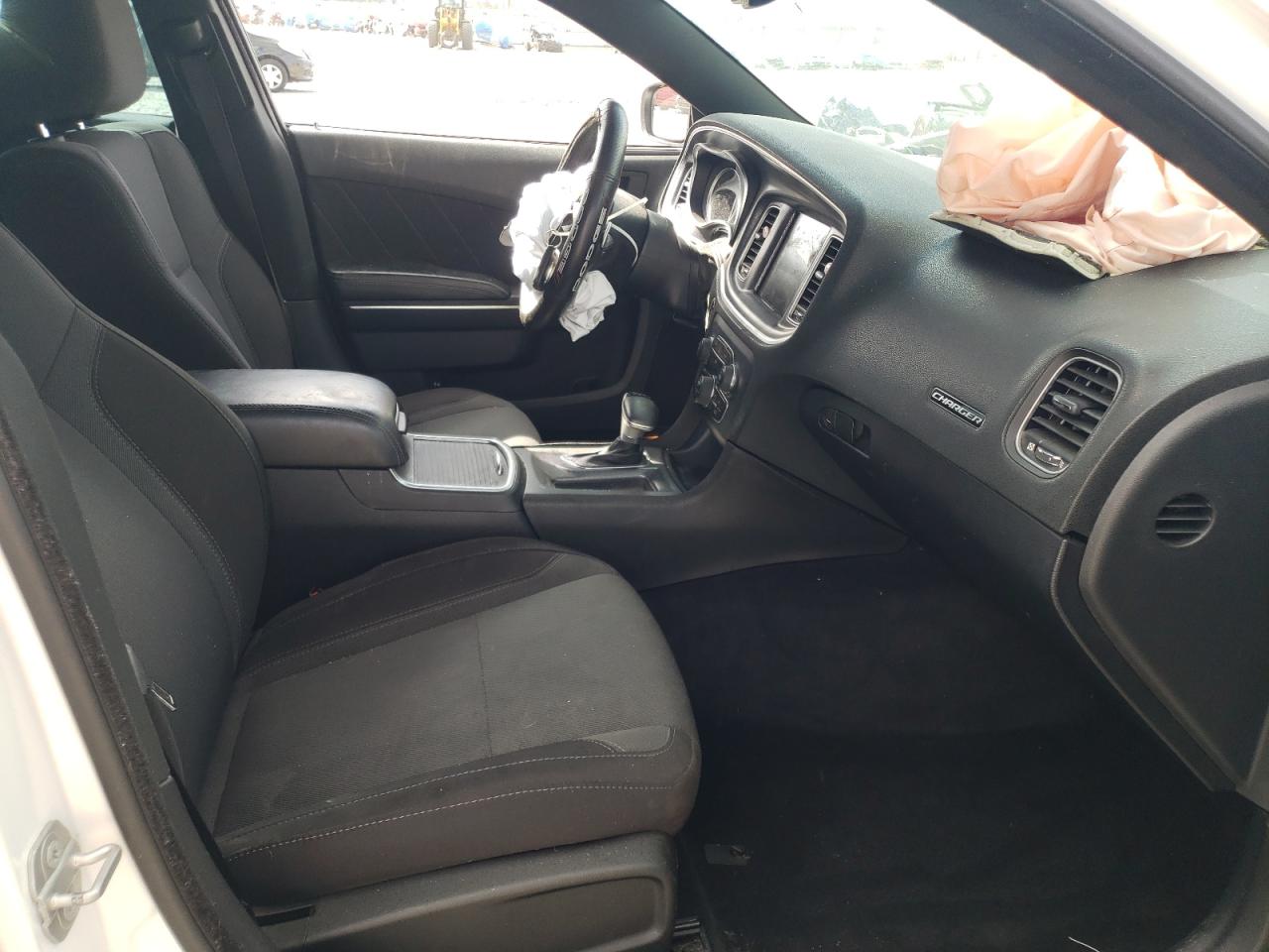 Photo 5 from auction – 2015 DODGE CHARGER R/ with VIN 2C3CDXCT3FH765745