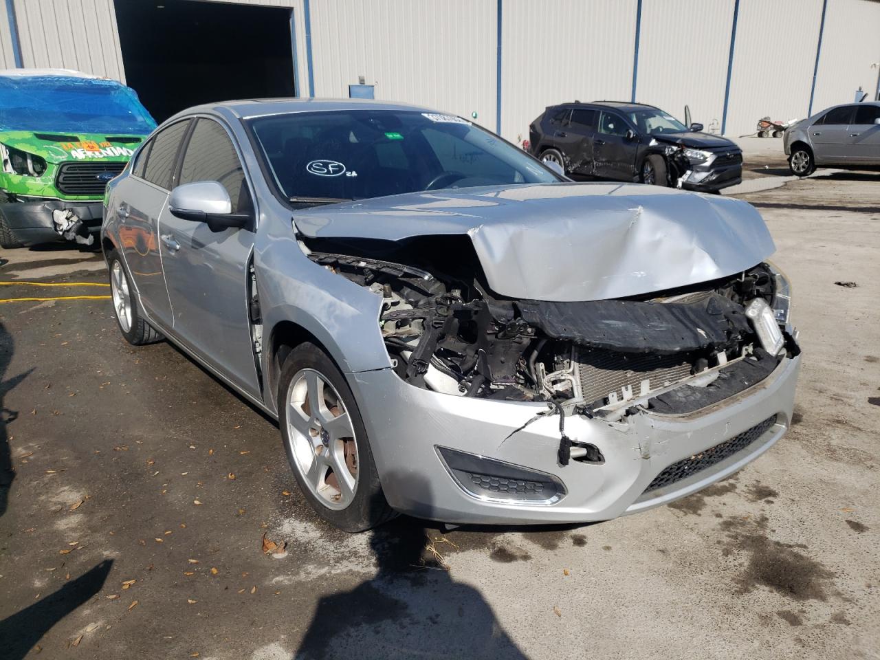 VOLVO S60 T5 2012 with VIN YV1622FS5C2046709 - Photo from auction