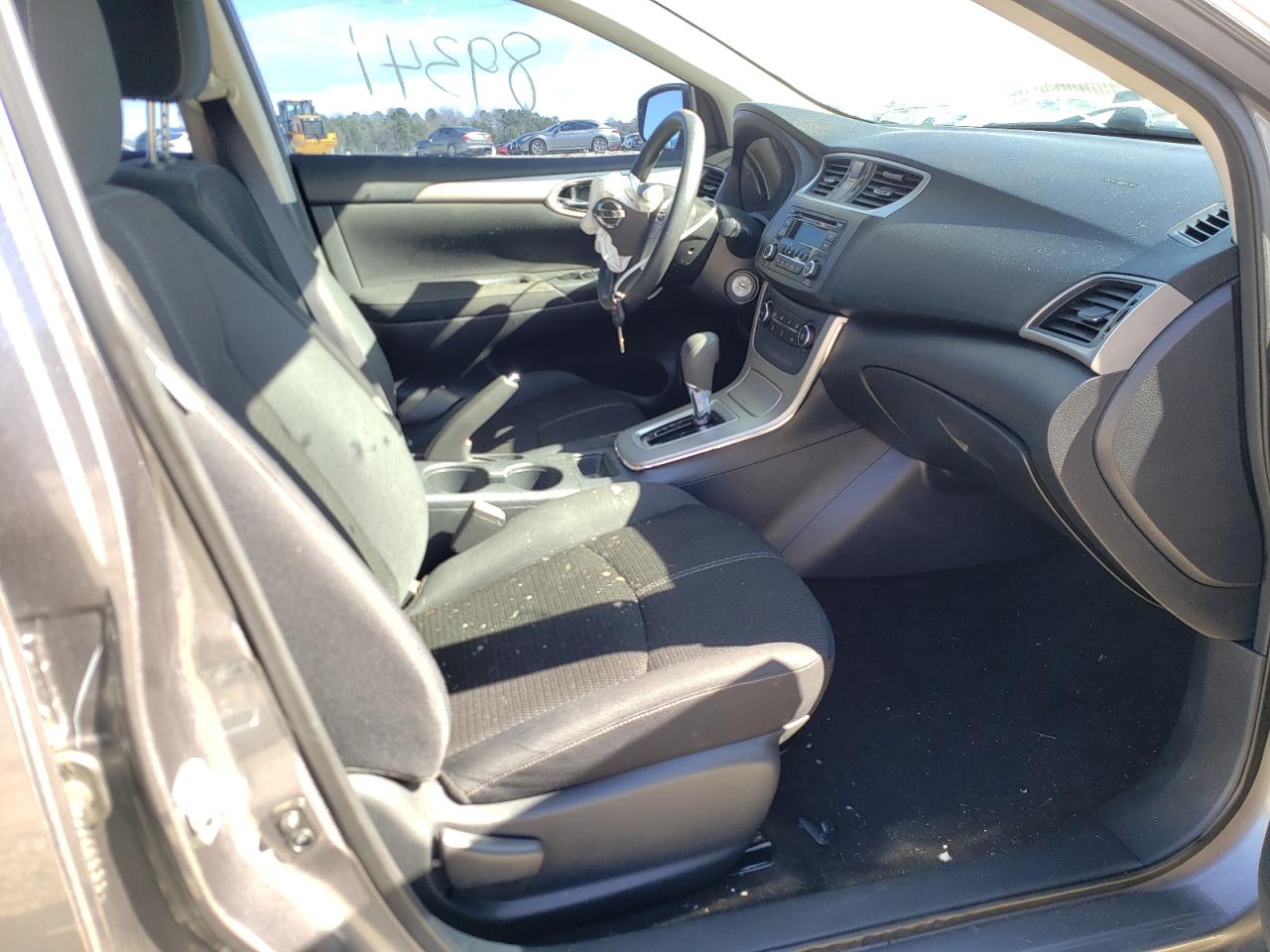Photo 5 from auction – 2015 NISSAN SENTRA S with VIN 3N1AB7AP1FY322604