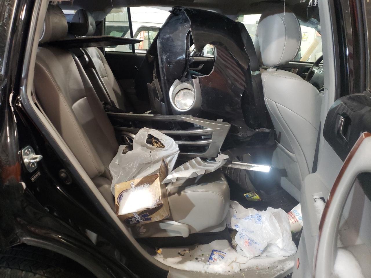 Photo 6 from auction – 2013 TOYOTA HIGHLANDER with VIN 5TDDK3EH6DS224680