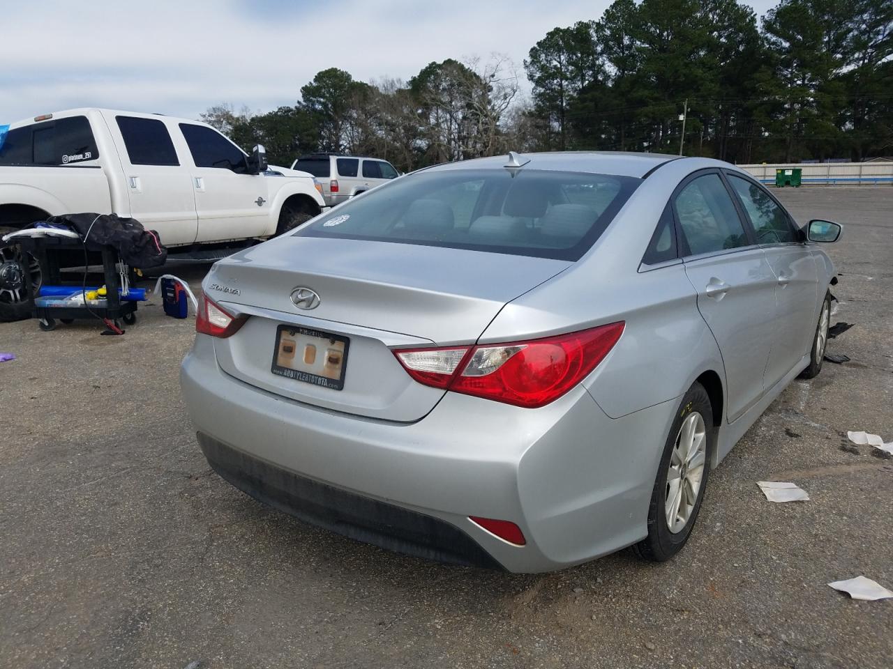 Photo 4 from auction – 2014 HYUNDAI SONATA GLS with VIN 5NPEB4AC6EH843646