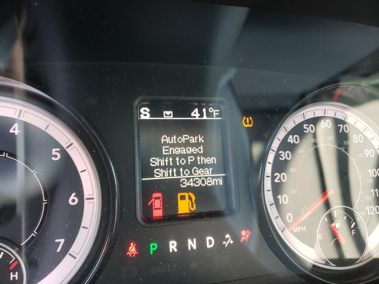 Photo 8 from auction – 2019 RAM 1500 CLASS with VIN 1C6RR7TT7KS642239