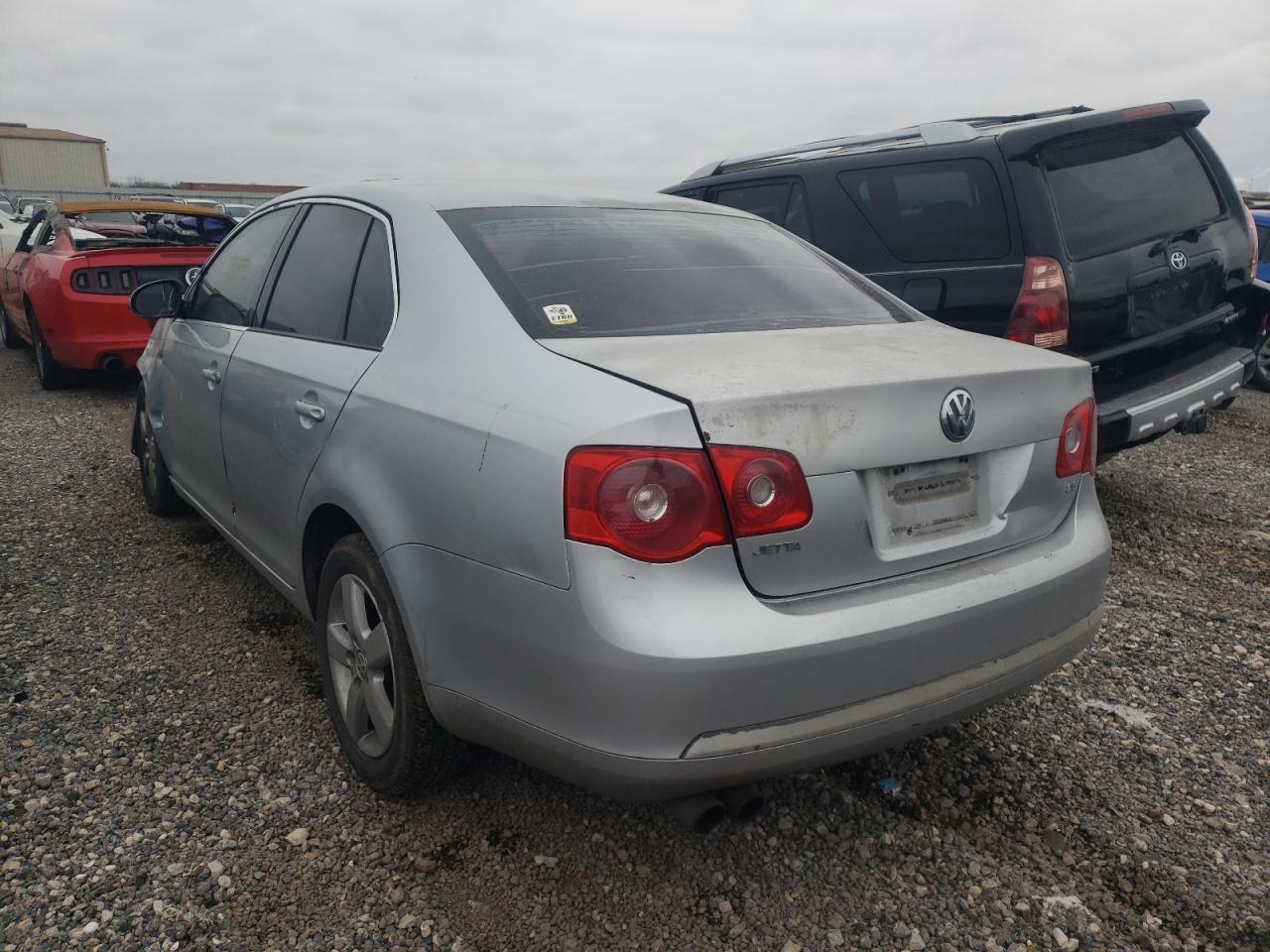 Photo 3 from auction – 2006 VOLKSWAGEN JETTA 2.5 with VIN 3VWRF71K36M701679