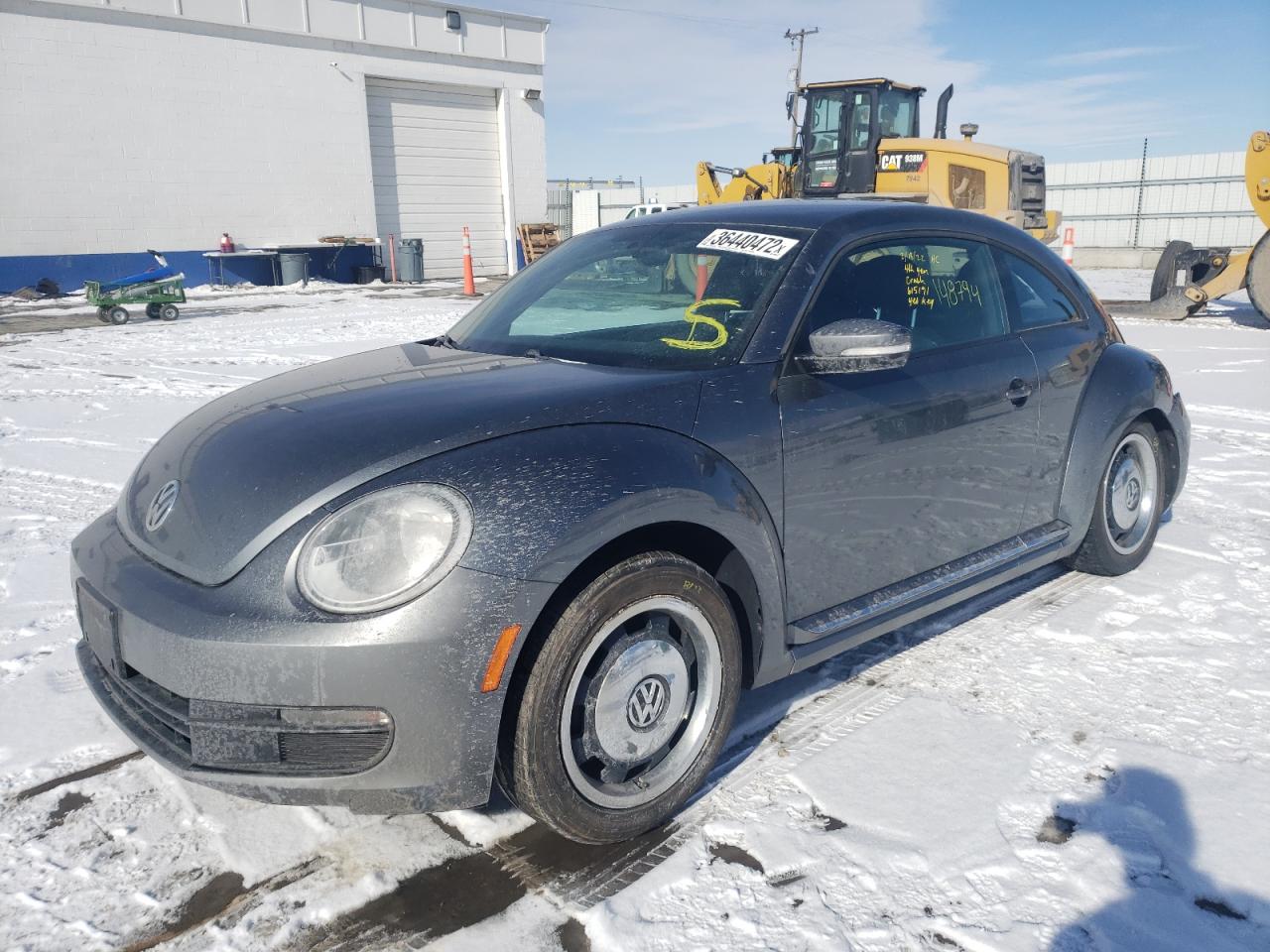 Photo 2 from auction – 2012 VOLKSWAGEN BEETLE with VIN 3VWJP7AT5CM615191