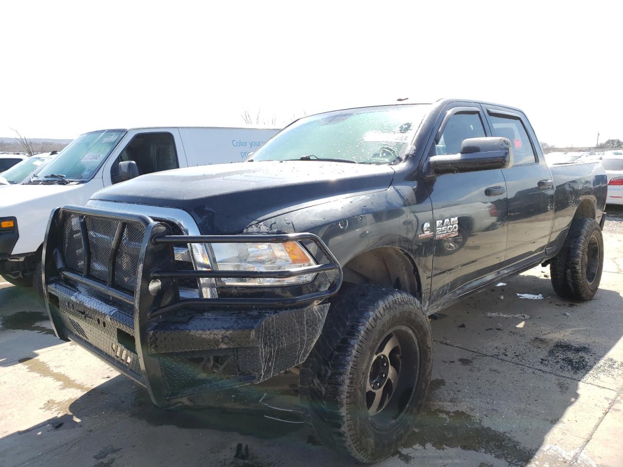 Photo 2 from auction – 2017 RAM 2500 ST with VIN 3C6UR5CL2HG634841