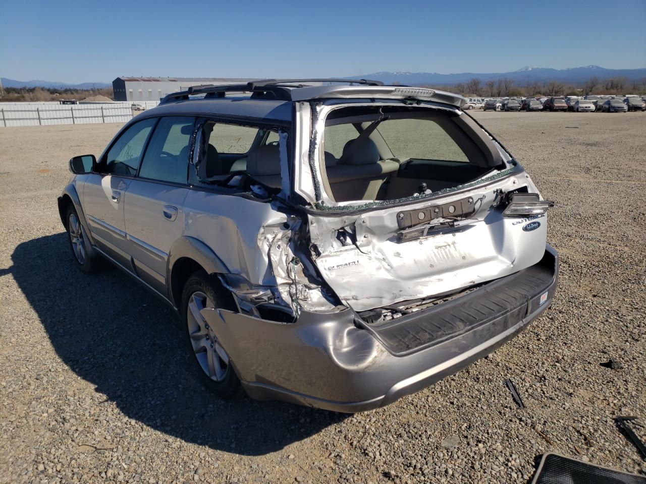 Photo 3 from auction – 2005 SUBARU LEGACY OUT with VIN 4S4BP86C954365289