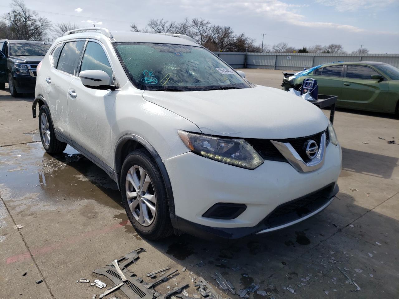NISSAN ROGUE S 2016 with VIN KNMAT2MTXGP610968 - Photo from auction