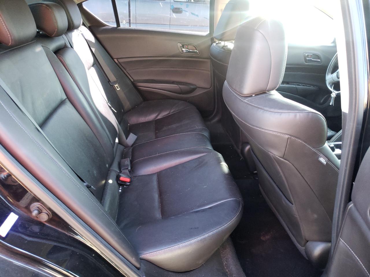 Photo 6 from auction – 2013 ACURA ILX 24 PRE with VIN 19VDE2E53DE000518