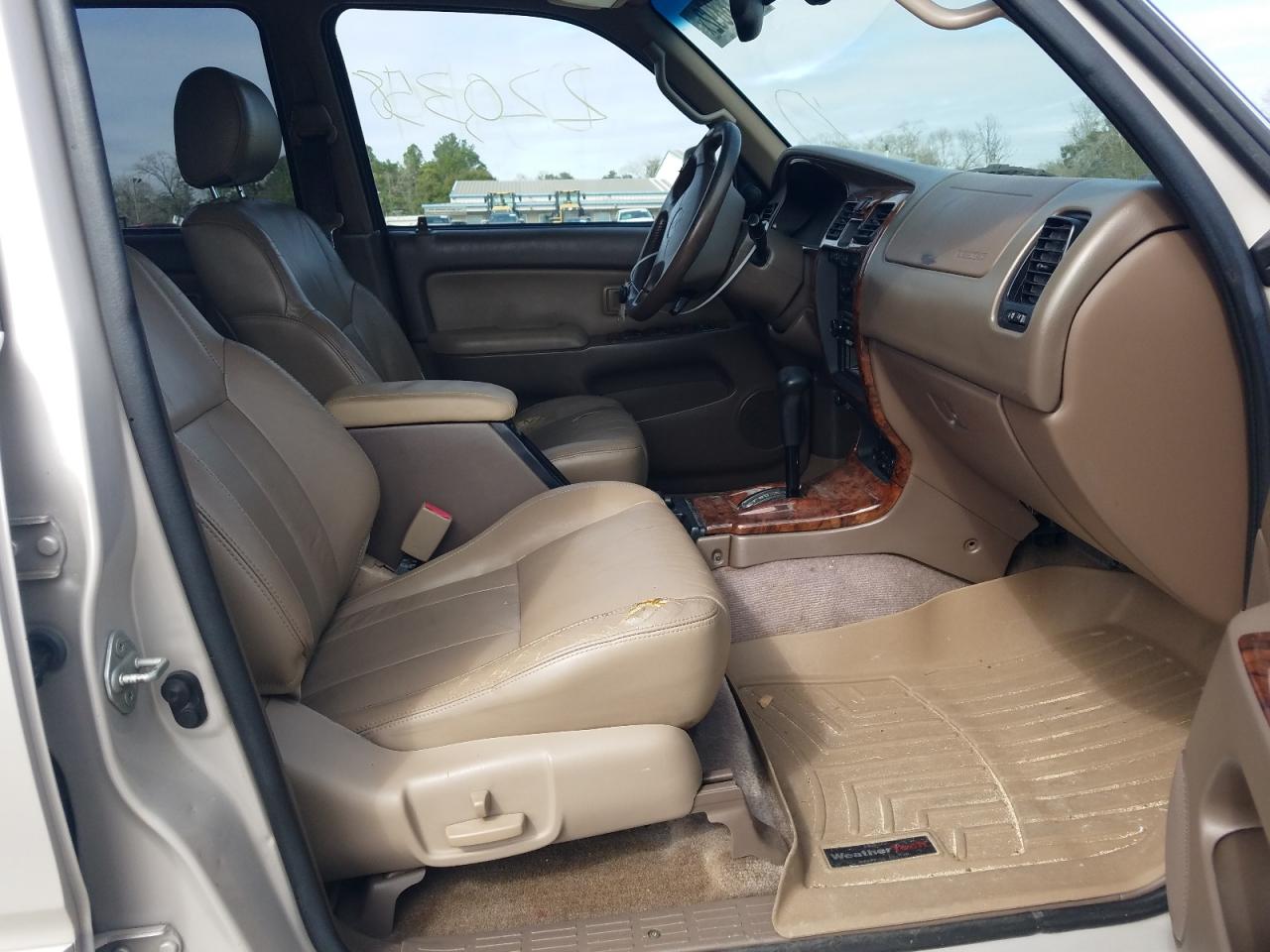 Photo 5 from auction – 2000 TOYOTA 4RUNNER LI with VIN JT3GN87R3Y0148095