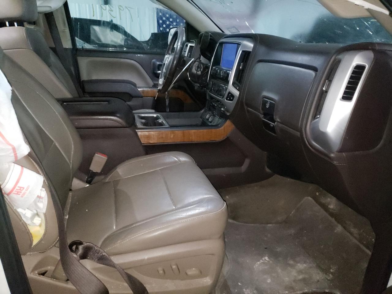 Photo 5 from auction – 2017 GMC SIERRA C15 with VIN 3GTP1NEC6HG249552