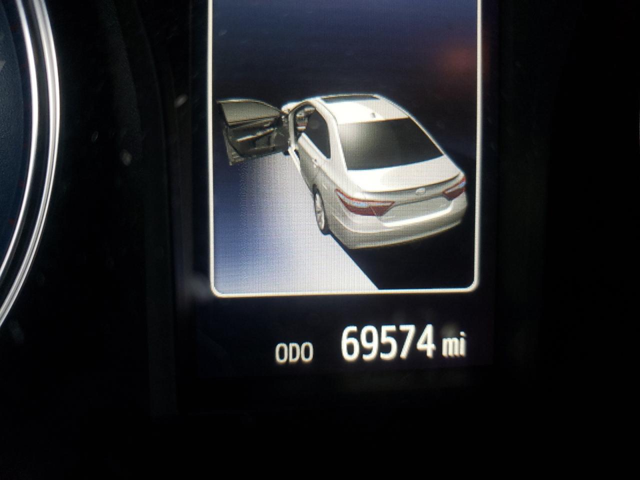 Photo 8 from auction – 2016 TOYOTA CAMRY LE with VIN 4T1BF1FK4GU543226