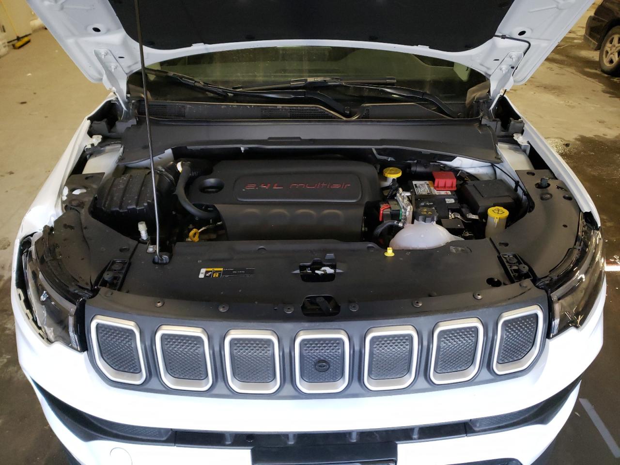 Photo 7 from auction – 2022 JEEP COMPASS LA with VIN 3C4NJDBB2NT134544