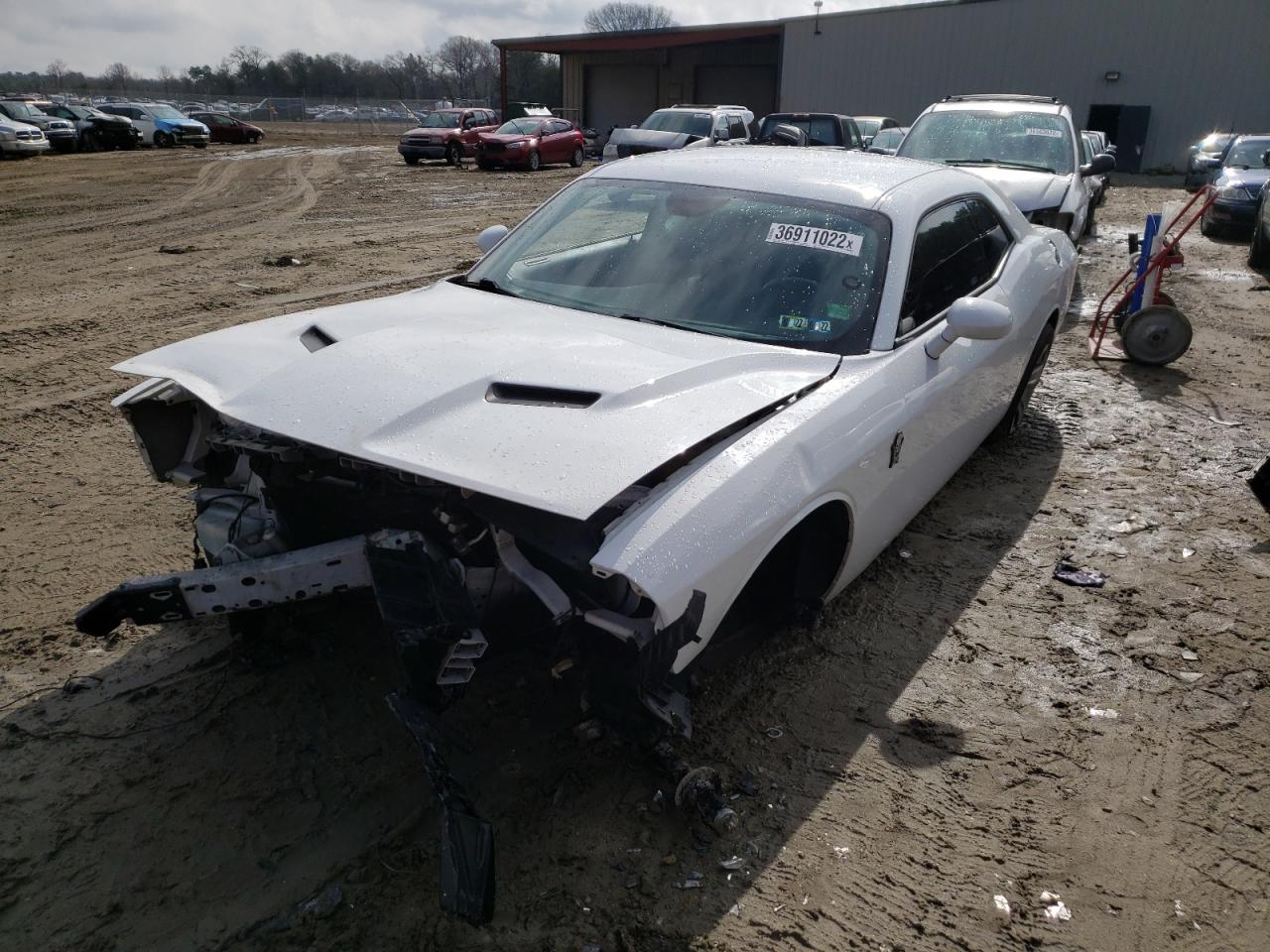 Photo 2 from auction – 2015 DODGE CHALLENGER with VIN 2C3CDZAG2FH821014
