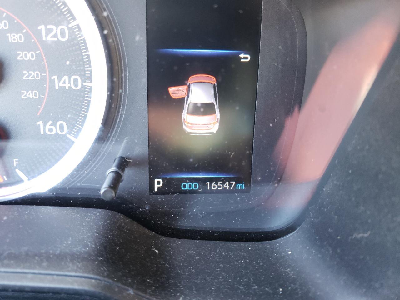 Photo 8 from auction – 2021 TOYOTA COROLLA SE with VIN 5YFS4MCE0MP089513