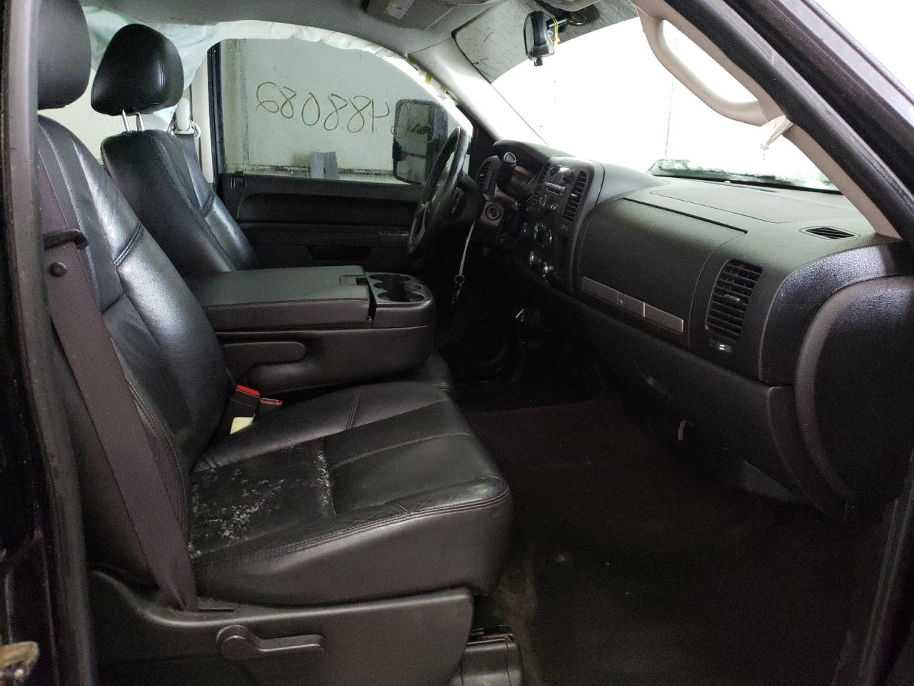 Photo 5 from auction – 2011 CHEVROLET SILVERADO with VIN 3GCPKSE33BG293477
