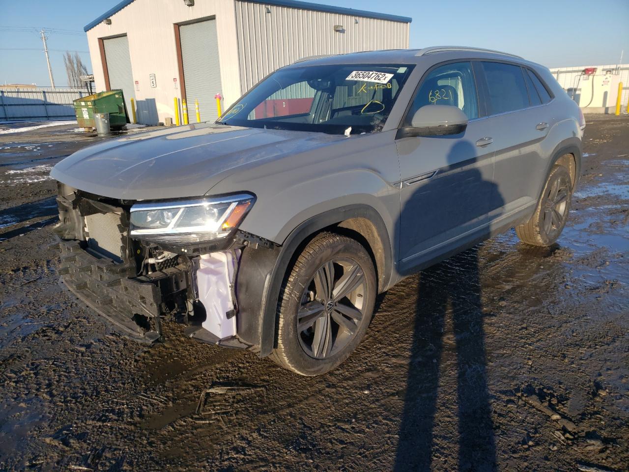 Photo 2 from auction – 2020 VOLKSWAGEN ATLAS CROS with VIN 1V21E2CA9LC225895