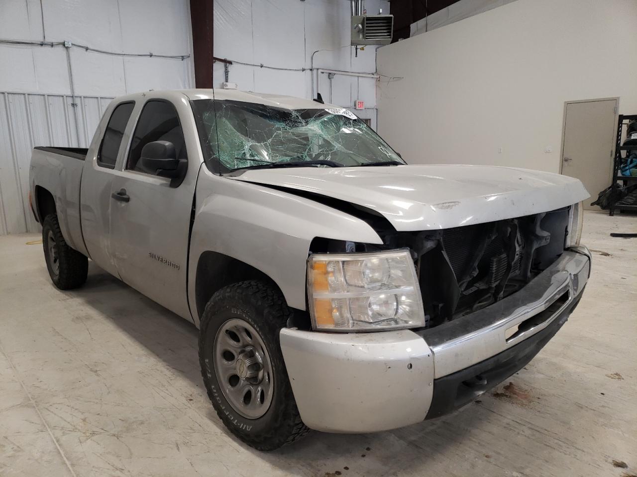 CHEVROLET SILVERADO 2010 with VIN 1GCSKREA2AZ173234 - Photo from auction