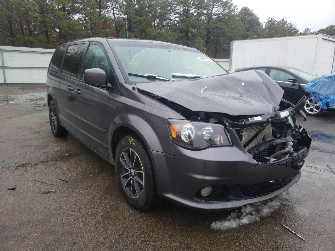 DODGE GRAND CARA 2017 with VIN 2C4RDGCG9HR756330 - Photo from auction