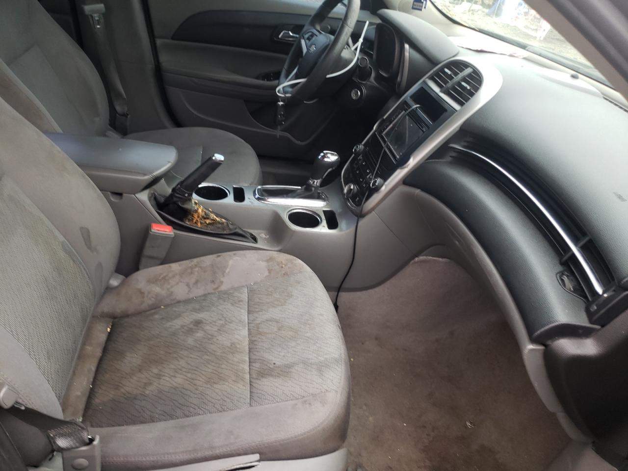 Photo 5 from auction – 2014 CHEVROLET MALIBU LS with VIN 1G11B5SL5EF219942