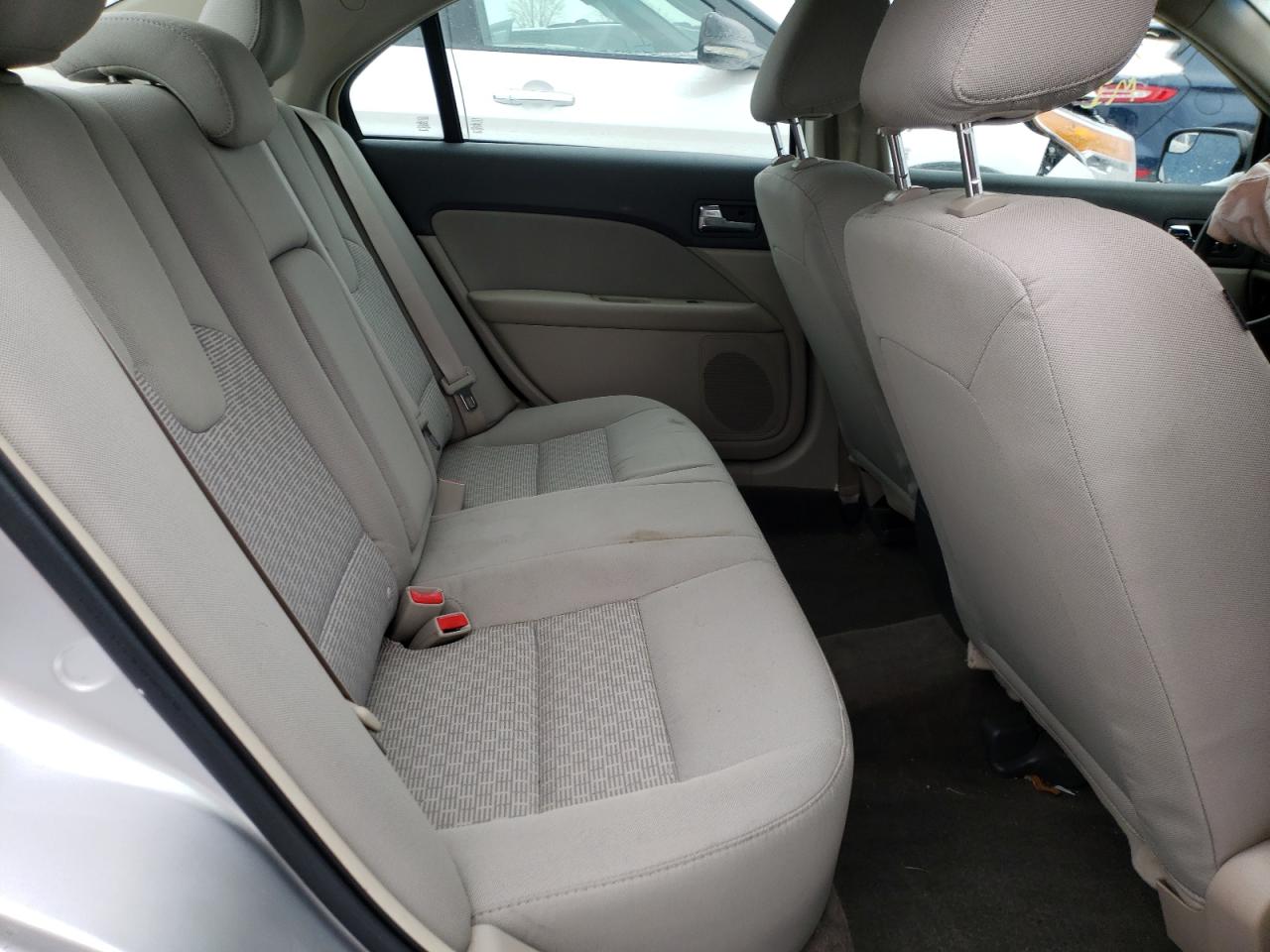 Photo 6 from auction – 2011 FORD FUSION S with VIN 3FAHP0GA2BR210069
