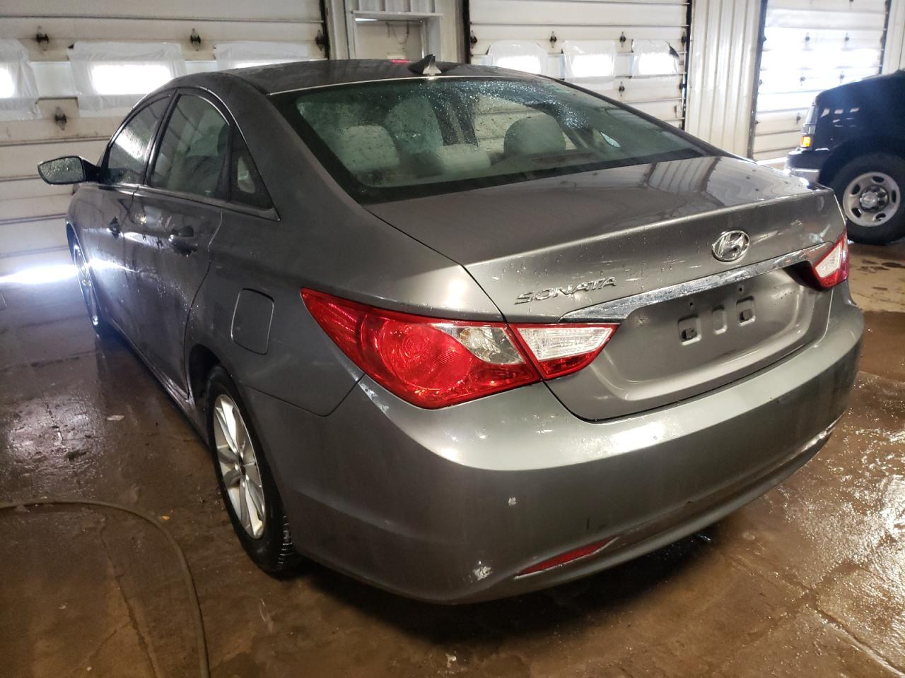 Photo 3 from auction – 2013 HYUNDAI SONATA GLS with VIN 5NPEB4AC7DH681122