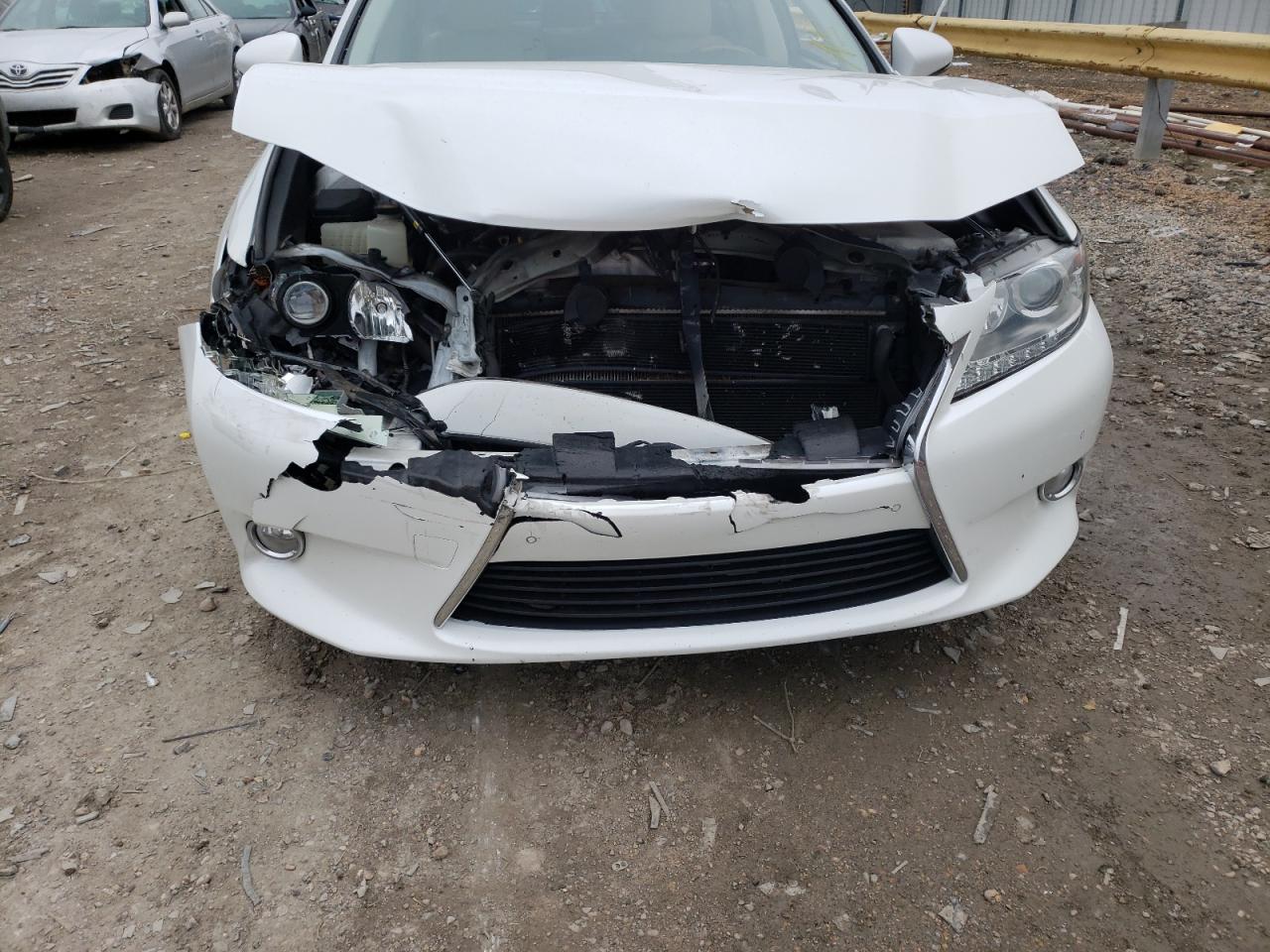 Photo 9 from auction – 2013 LEXUS ES 300H with VIN JTHBW1GG3D2024026