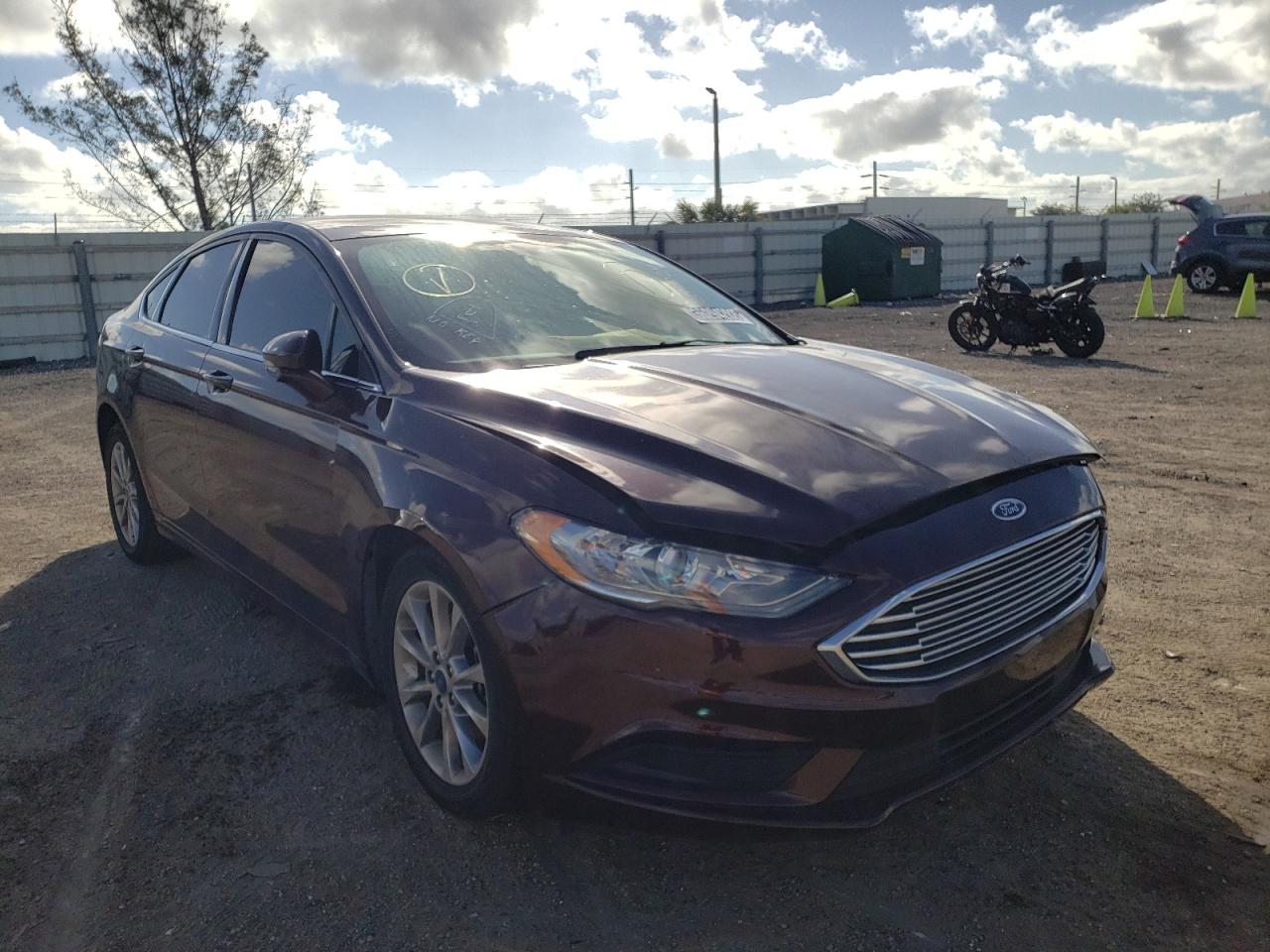 FORD FUSION SE 2017 with VIN 3FA6P0H78HR289024 - Photo from auction
