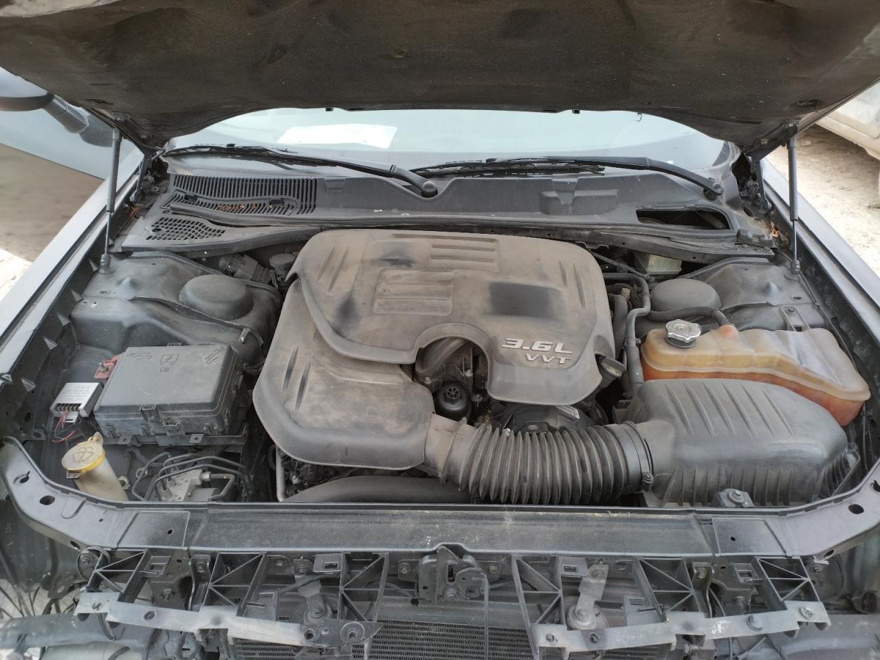 Photo 7 from auction – 2016 DODGE CHALLENGER with VIN 2C3CDZAG2GH176933