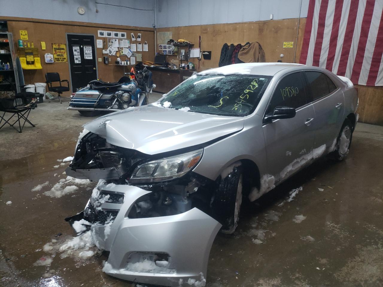 Photo 2 from auction – 2013 CHEVROLET MALIBU LS with VIN 1G11B5SA8DF340445