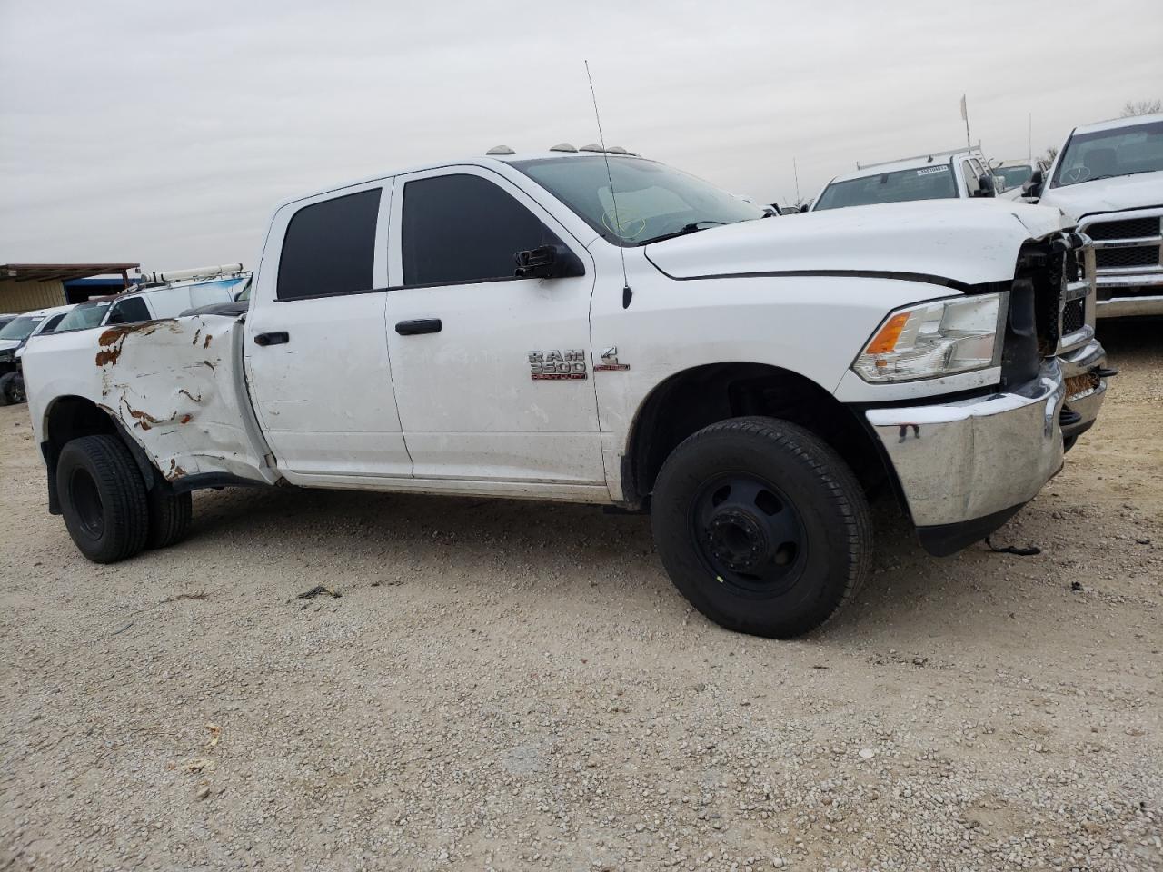 Photo 9 from auction – 2017 RAM 3500 ST with VIN 3C63RRGLXHG566334