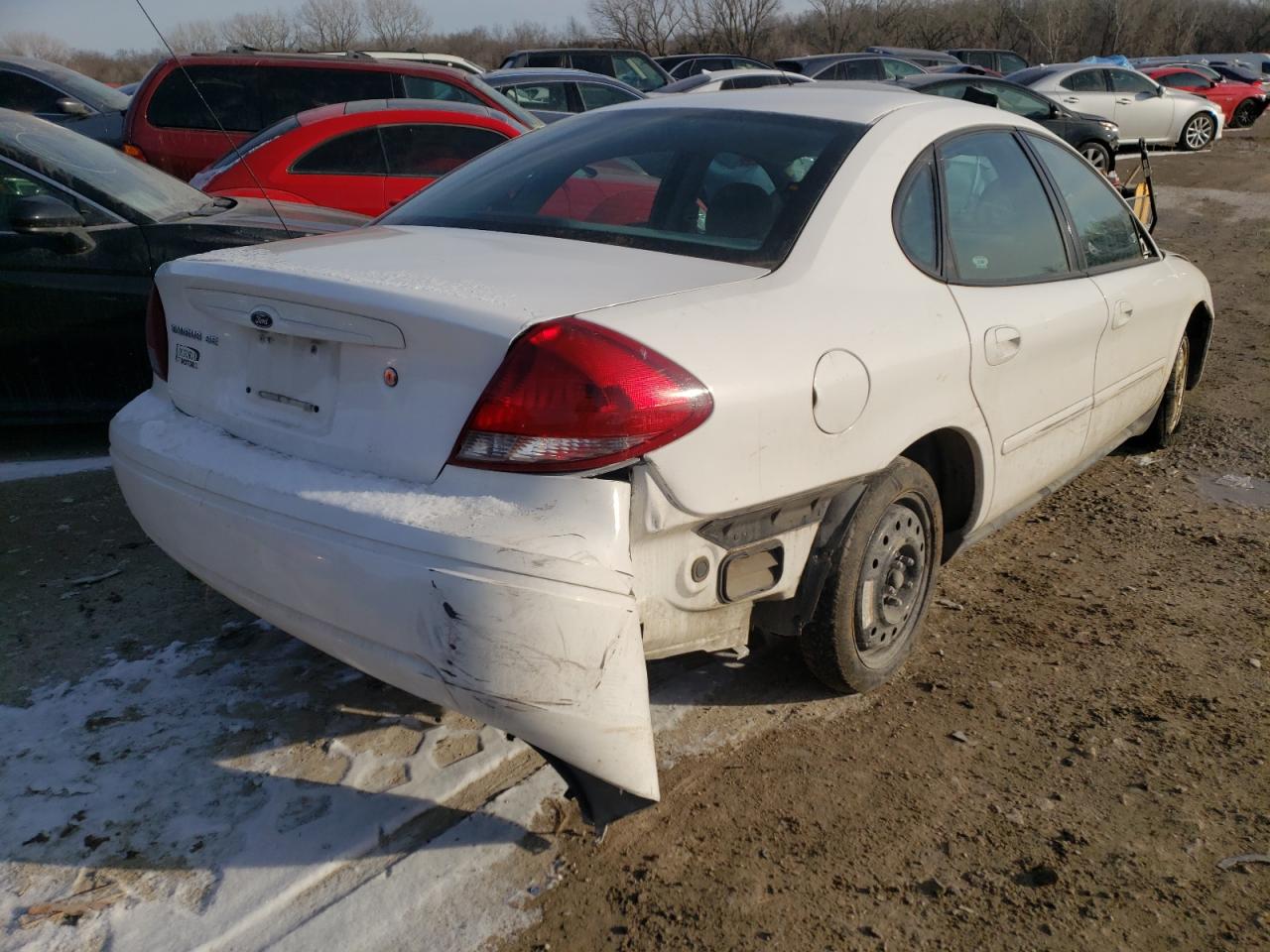 Photo 4 from auction – 2006 FORD TAURUS SE with VIN 1FAFP53UX6A166200