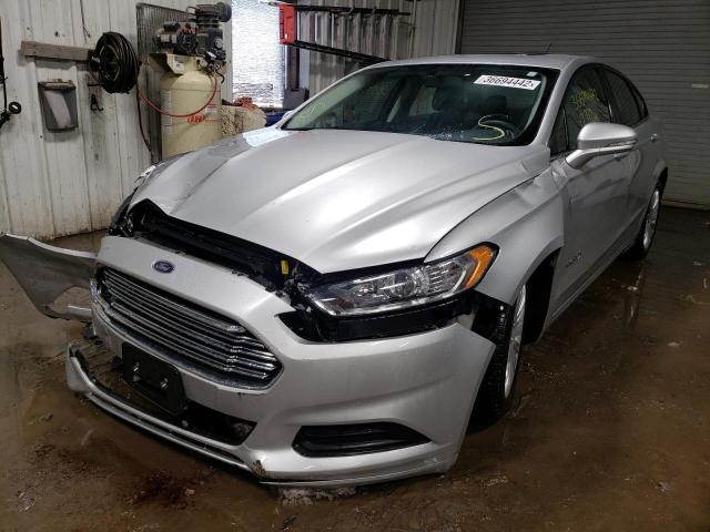 Photo 2 from auction – 2016 FORD FUSION SE with VIN 3FA6P0LU0GR276456
