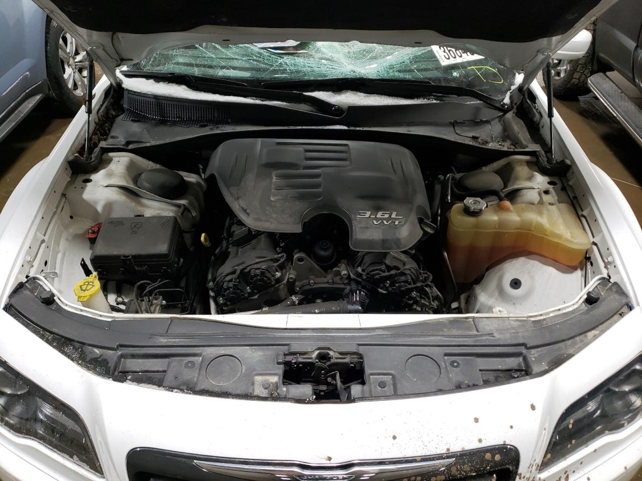 Photo 7 from auction – 2014 CHRYSLER 300 S with VIN 2C3CCAGG6EH383611