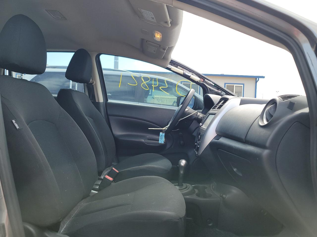 Photo 5 from auction – 2018 NISSAN VERSA NOTE with VIN 3N1CE2CP6JL372002