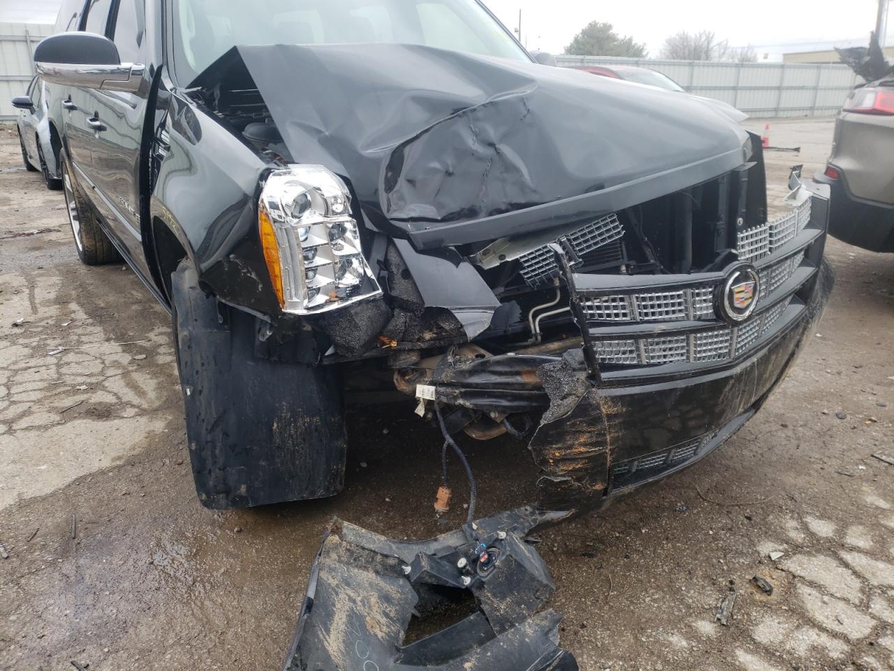 Photo 9 from auction – 2014 CADILLAC ESCALADE E with VIN 1GYS4JEFXER125214