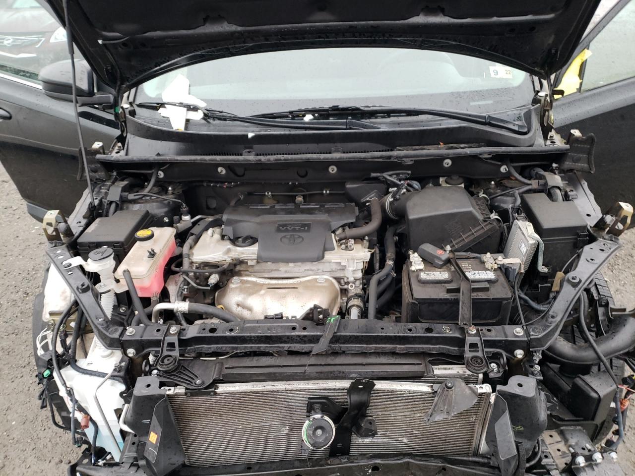 Photo 7 from auction – 2016 TOYOTA RAV4 LE with VIN 2T3ZFREV3GW287337