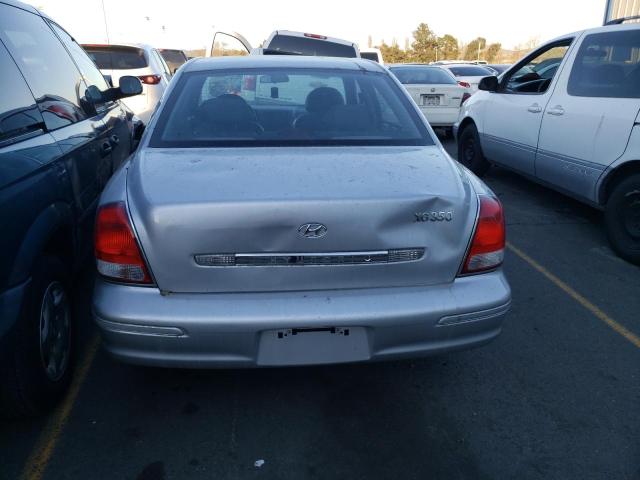 Photo 9 from auction – 2002 HYUNDAI XG 350 with VIN KMHFU45E62A169295