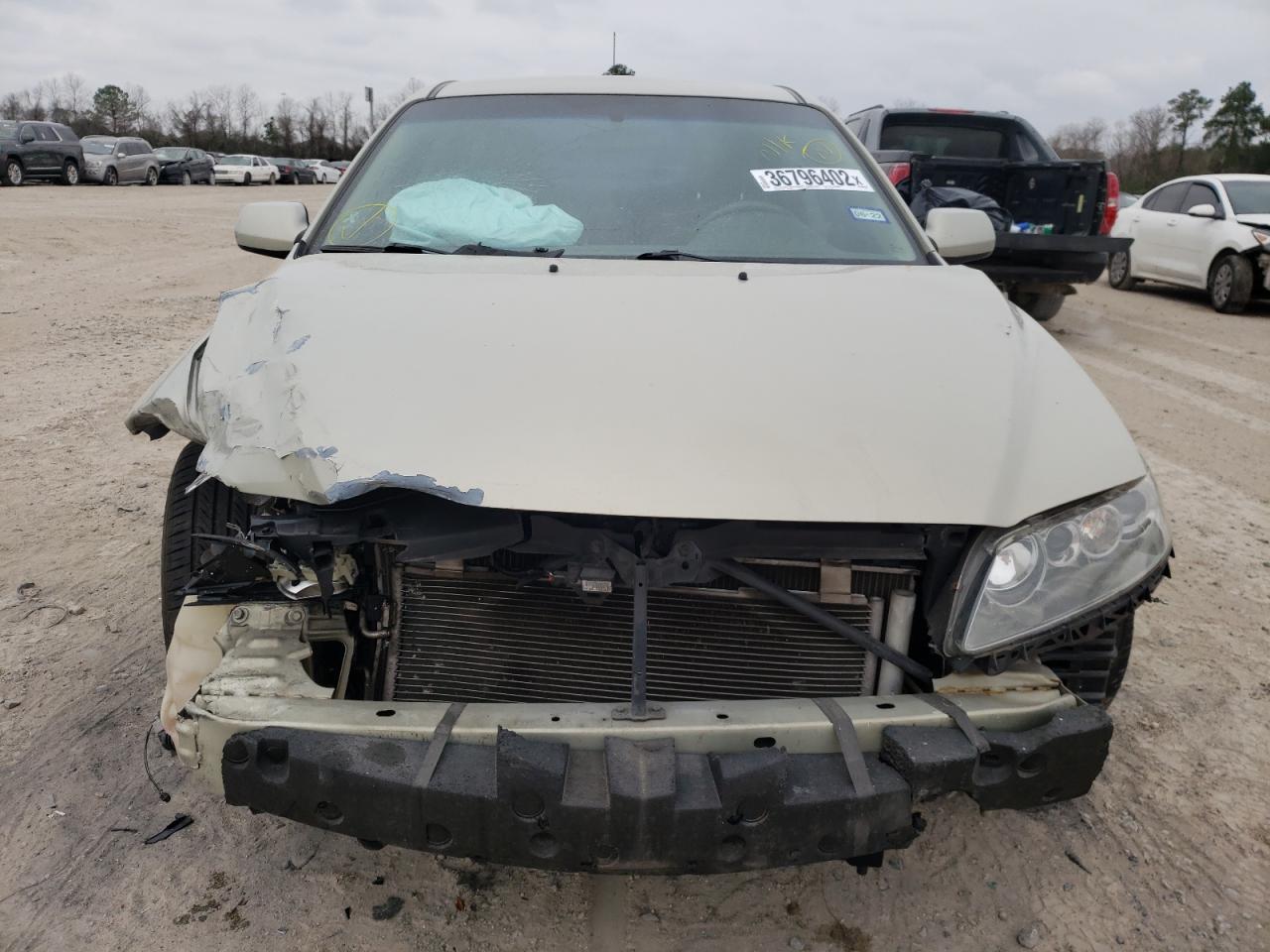 Photo 9 from auction – 2004 MAZDA 6 I with VIN 1YVFP80C245N21884